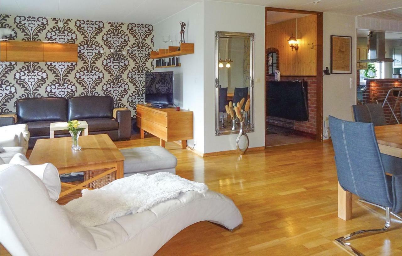 4 Bedroom Lovely Home In Hoeganaes Bagian luar foto